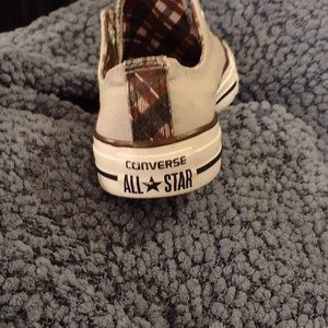 Size 6 converse